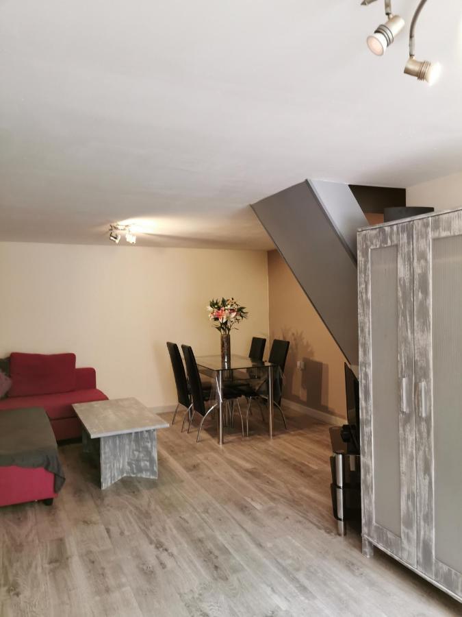 Palaz 1 - 2 Bedroom Garden Flat Edmonton Exterior foto